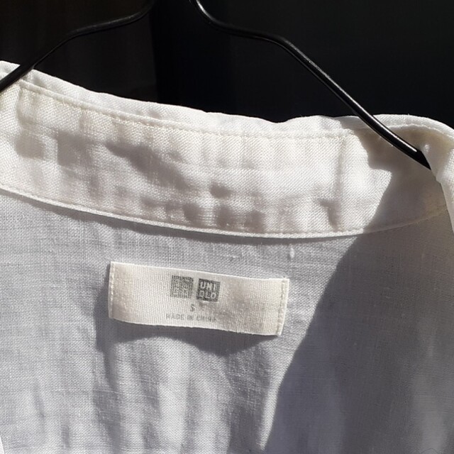 UNIQLO(ユニクロ)のユニクロ　麻のシャツ レディースのトップス(シャツ/ブラウス(長袖/七分))の商品写真