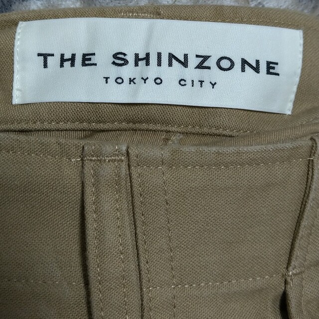 Shinzone(シンゾーン)のTHE SHINZONE ベイカーパンツ ベージュ  サイズ36 レディースのパンツ(ワークパンツ/カーゴパンツ)の商品写真