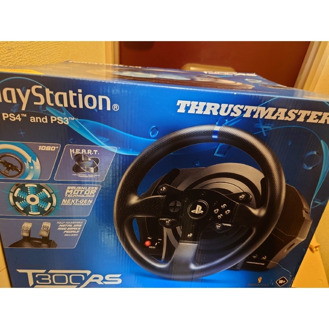 THRUSTMASTER T300RS　並行輸入品　未開封品 エンタメ/ホビーのゲームソフト/ゲーム機本体(その他)の商品写真