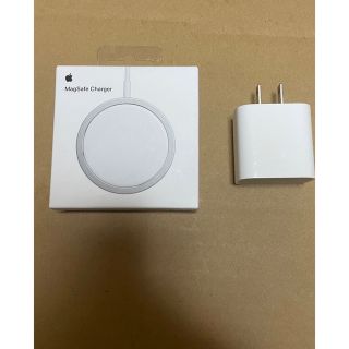 アップル(Apple)の【新品未使用】MagSafe充電器➕おまけ純正AC(バッテリー/充電器)