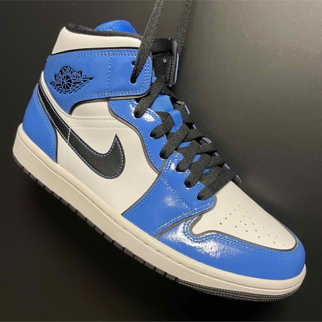 NIKE AIR JORDAN 1 MID SE SIGNAL BLUE