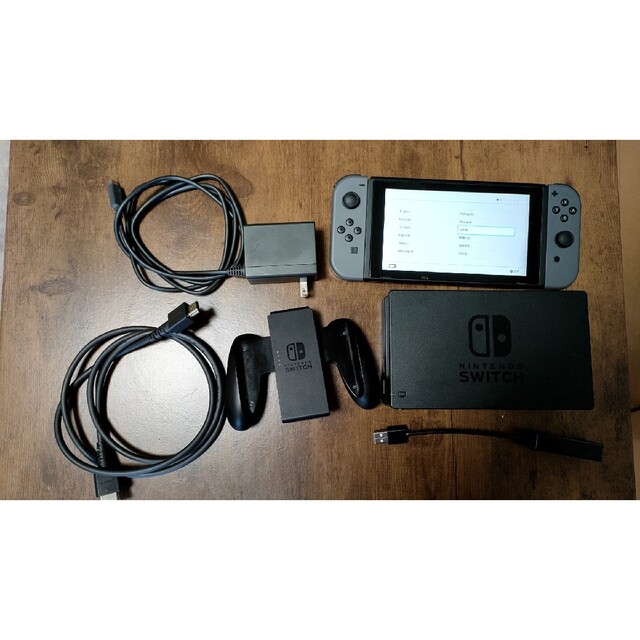 Nintendo Switch(ニンテンドースイッチ)のニンテンドースイッチ本体　有線アダプター付き エンタメ/ホビーのゲームソフト/ゲーム機本体(家庭用ゲーム機本体)の商品写真