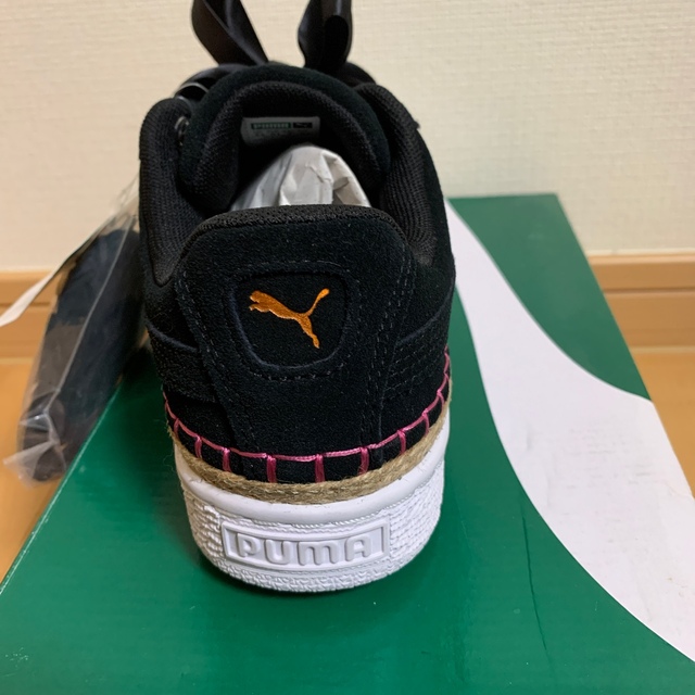 iPhone PUMA スニーカー　新品