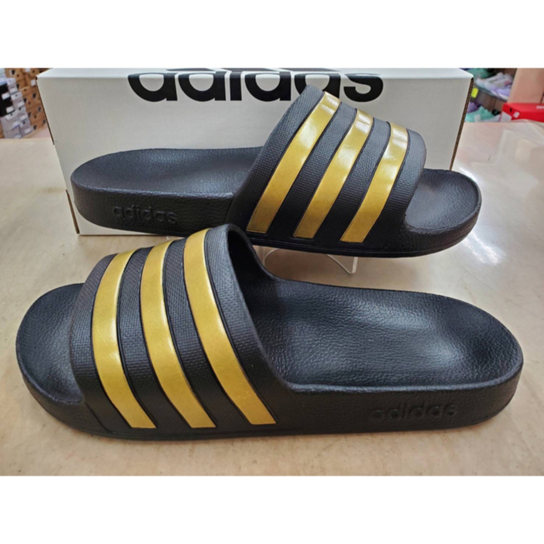 adidas(アディダス)のadidasアディダス アディレッタ アクア 25.5cm シャワーサンダル メンズの靴/シューズ(サンダル)の商品写真