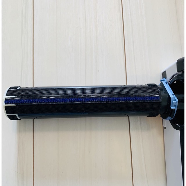 Panasonic(パナソニック)のパナソニック　床拭きロボット　MC-RM10-W スマホ/家電/カメラの生活家電(掃除機)の商品写真