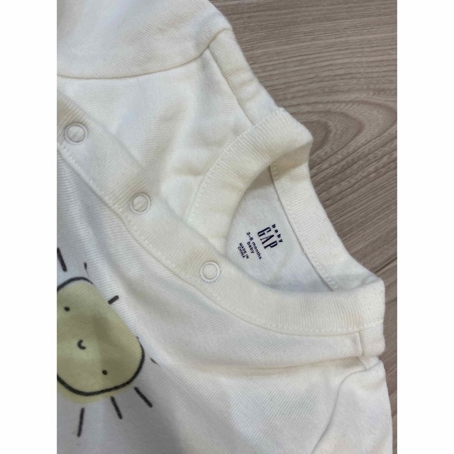 babyGAP(ベビーギャップ)の半袖ロンパース キッズ/ベビー/マタニティのベビー服(~85cm)(ロンパース)の商品写真