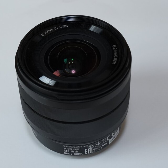 SONY(ソニー)のSONY E-mount レンズ　SEL1018　保護レンズ付 スマホ/家電/カメラのカメラ(レンズ(ズーム))の商品写真