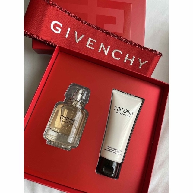 GIVENCHY(ジバンシィ)のGIVENCHY 香水 コスメ/美容の香水(香水(女性用))の商品写真