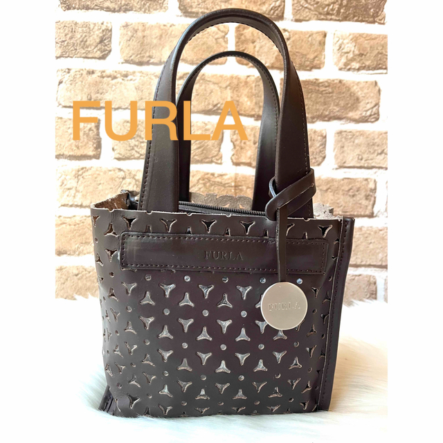 Furla(フルラ)のFURLA フルラ 型抜き パンチング ミニ トートバッグ レディースのバッグ(トートバッグ)の商品写真