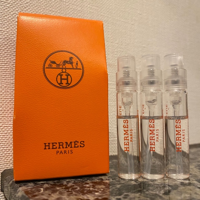 Hermes(エルメス)のaiko様専用　エルメス　香水　サンプル　2ml × 3本　新品 コスメ/美容の香水(香水(女性用))の商品写真