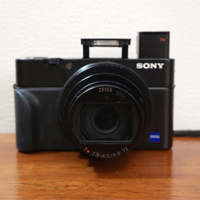 SONY(ソニー)の総額18万！SONY DSC-RX100M7  シューティンググリップ付き スマホ/家電/カメラのカメラ(コンパクトデジタルカメラ)の商品写真