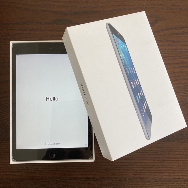 Apple iPad mini 2 32GB Wi-Fi モデル 正規化粧箱付き