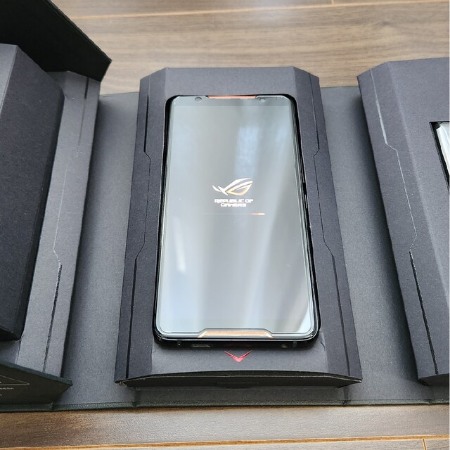 新品未開封 ASUS  ROG PHONE  ZS600KL-BK512S8