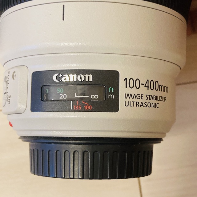 Canon(キヤノン)のCANON EF100-400 4.5-5.6 IS II USM 望遠ズーム スマホ/家電/カメラのカメラ(レンズ(ズーム))の商品写真