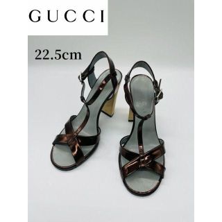 グッチ(Gucci)の【GUCCI】グッチアンクルストラップ エナメルパンプス チャンキーヒール(ハイヒール/パンプス)