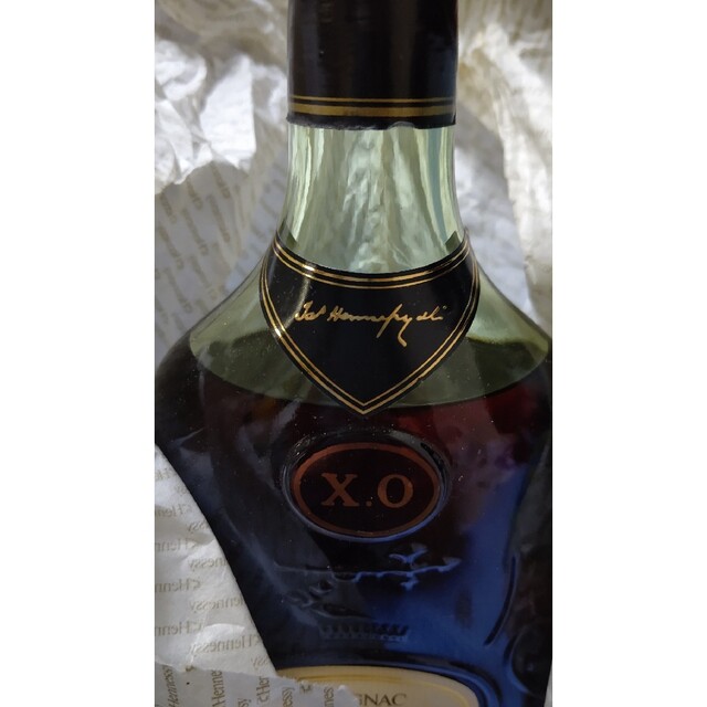 未開栓 古酒 Hennessy ヘネシー XO 金キャップ 700ml/40% 未開栓 古酒 Hennessy ヘネシー XO 金キャップ 700ml/40%