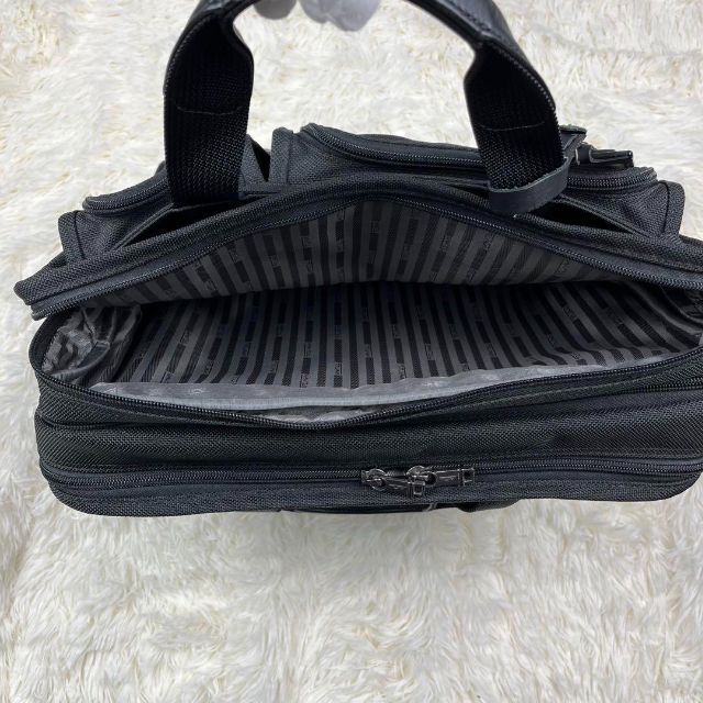 TUMI トゥミ 大容量 高性能 ビジネスバッグ レザーナイロン 2WAY