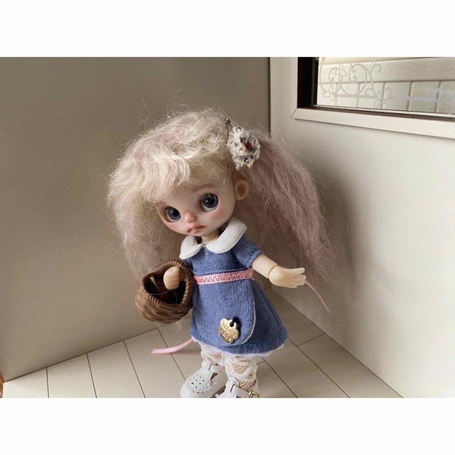 ストロベリー8℃🍓 プチブライス&キューポッシュ カスタム作品 ストロベリー8℃🍓 プチブライス&キューポッシュ カスタム作品
