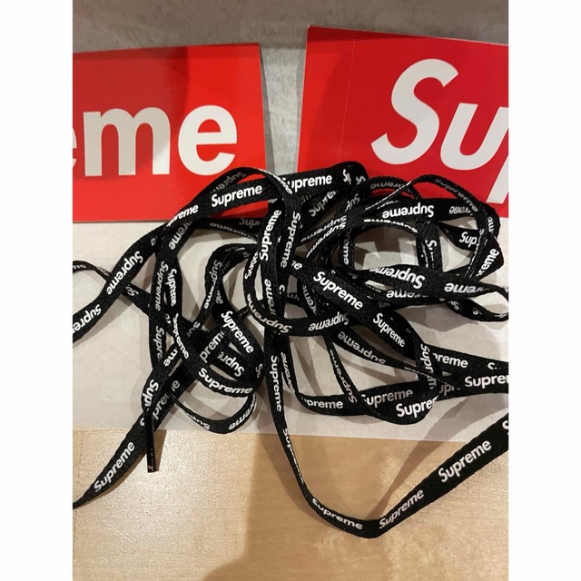 Supreme(シュプリーム)のシュプリームオンライン購入。　シュプリーム✖️ナイキエアフォースワン メンズの靴/シューズ(スニーカー)の商品写真