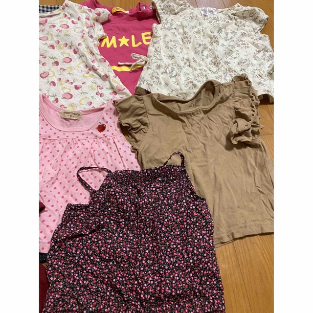 babyGAP(ベビーギャップ)の最終値下げ＊女の子 90サイズ  春夏まとめ売り キッズ/ベビー/マタニティのキッズ服女の子用(90cm~)(Tシャツ/カットソー)の商品写真