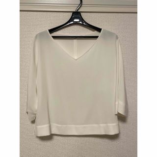 ユニクロ(UNIQLO)のUNIQLO ユニクロ 七分袖 ドレープブラウス Sサイズ Vネック(シャツ/ブラウス(長袖/七分))