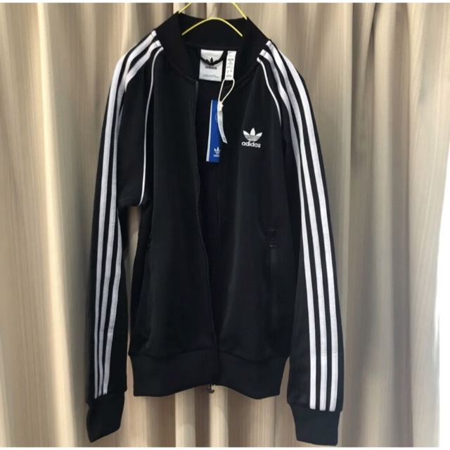 新品未使用タグ付き　adidas   ジャージ