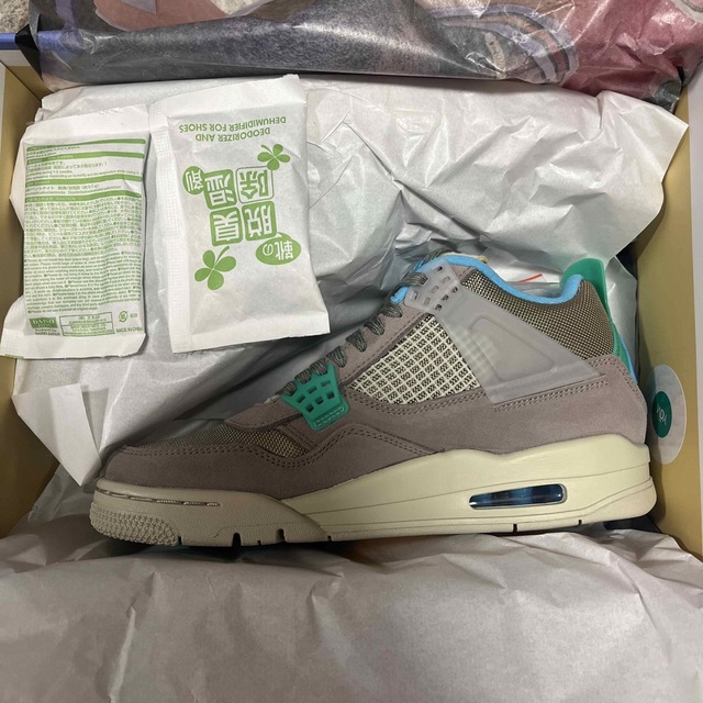 NIKE(ナイキ)のUNION × NIKE AIR JORDAN 4 SP "TAUPE HAZE メンズの靴/シューズ(スニーカー)の商品写真