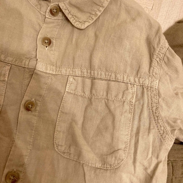 zara kids ベージュ　カーキ　シャツ　2枚セット キッズ/ベビー/マタニティのキッズ服男の子用(90cm~)(ブラウス)の商品写真