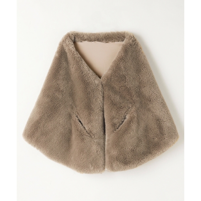 美品♡JENNE ジェンヌ リッチボリューム ファーケープ ベージュ 美品♡JENNE ジェンヌ リッチボリューム ファーケープ ベージュ