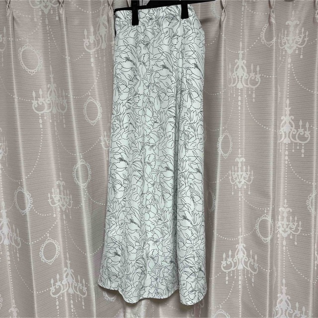 GRL(グレイル)のGRL 花柄フレアスカート レディースのスカート(ロングスカート)の商品写真