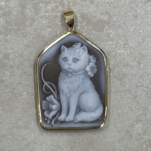 猫シェルカメオ 60%off 可愛いクリスマスツリーやギフトが! 40290円