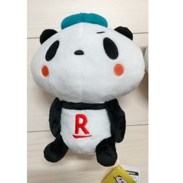 Rakuten(ラクテン)のお買いものパンダ 小パンダぬいぐるみ 全3種 楽天パンダ エンタメ/ホビーのおもちゃ/ぬいぐるみ(ぬいぐるみ)の商品写真