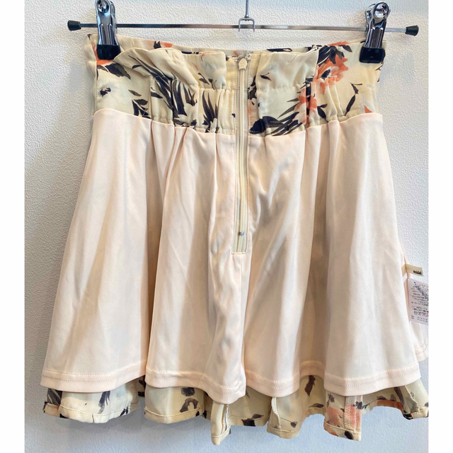 SNIDEL(スナイデル)の【値下げしました‼︎】Snidel スナイデル フラワー フレア スカート  レディースのスカート(ミニスカート)の商品写真