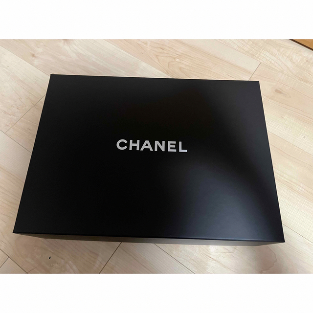 CHANEL(シャネル)の CHANEL ボックス　チェーンウォレット用 レディースのバッグ(ショップ袋)の商品写真