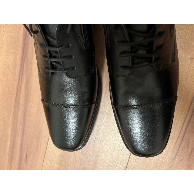 Clarks(クラークス)の(未使用)Clarks Tilden Cap Black Leather メンズの靴/シューズ(ドレス/ビジネス)の商品写真