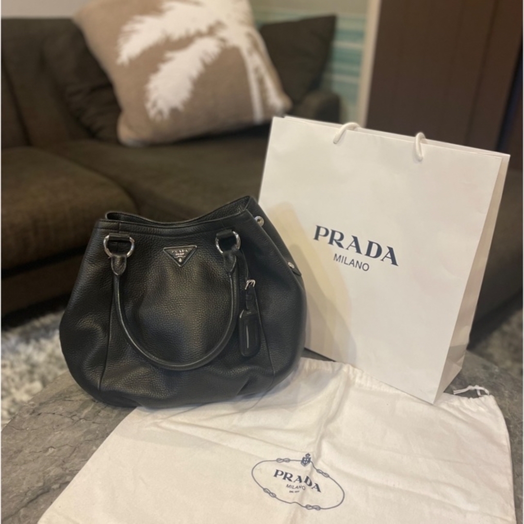 セール！PRADA❤︎プラダ❤︎レザーバッグ❤︎ショルダーバッグ❤︎美品