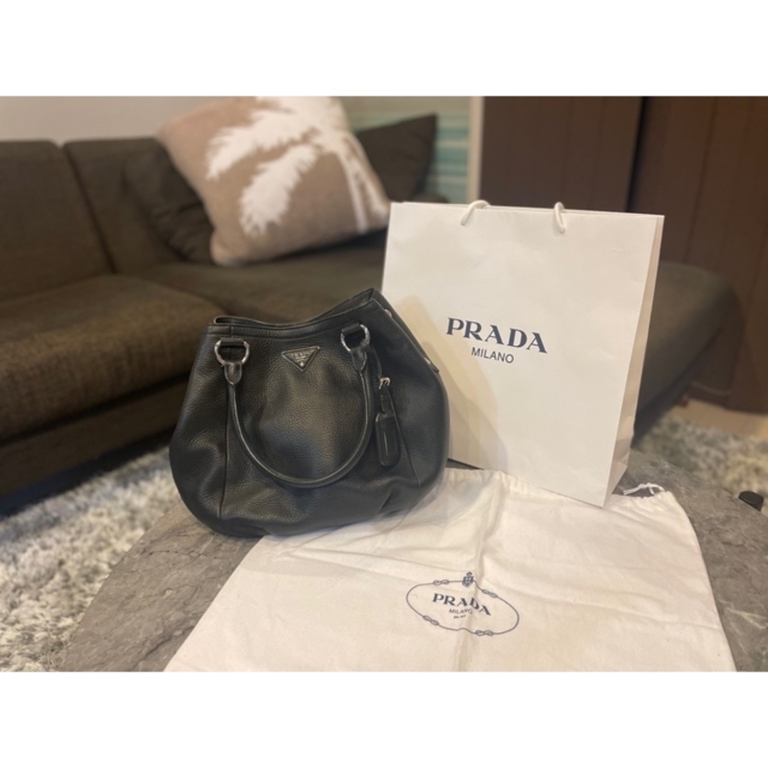 セール！PRADA❤︎プラダ❤︎レザーバッグ❤︎ショルダーバッグ❤︎美品 1