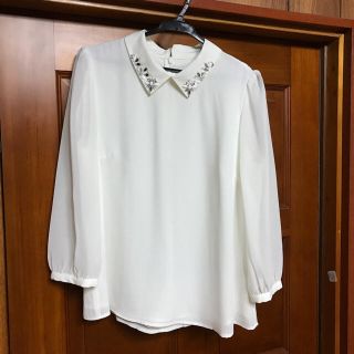 アプワイザーリッシェ(Apuweiser-riche)の美品！アプワイザーリッシェ♡ビジューシャツ(シャツ/ブラウス(長袖/七分))