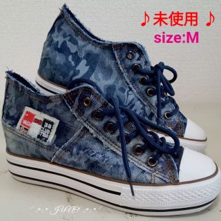 シューズインクロゼット(Shoes in Closet)のMカモフラージュワッペンスニーカー♡シュークロ シューズインクローゼット 未使用(スニーカー)