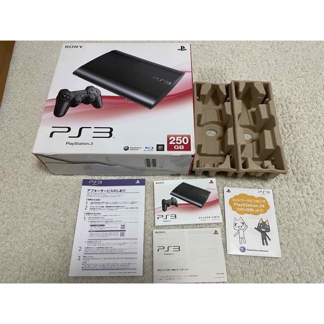 PlayStation3(プレイステーション3)のPlayStation3 本体＋新品未開封USB接続ケーブル エンタメ/ホビーのゲームソフト/ゲーム機本体(家庭用ゲーム機本体)の商品写真