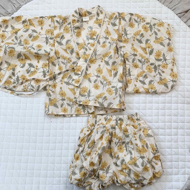 tete a tete(テータテート)のtete a tete 浴衣3点セット95センチ キッズ/ベビー/マタニティのキッズ服女の子用(90cm~)(甚平/浴衣)の商品写真