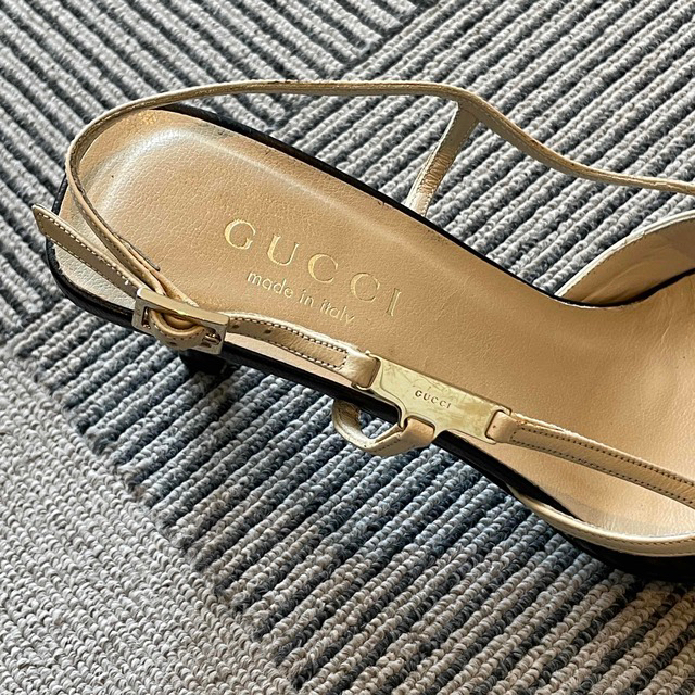 Gucci(グッチ)のGUCCI グッチ ストラップ　ハイヒール　23cm レディースの靴/シューズ(ハイヒール/パンプス)の商品写真