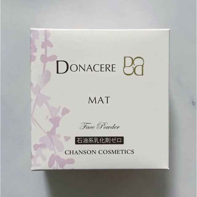 CHANSON COSMETICS(シャンソンケショウヒン)のドナチェーレ　フェイスパウダー　マット　34g コスメ/美容のベースメイク/化粧品(フェイスパウダー)の商品写真