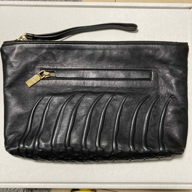 Alexander mcqueen クラッチバッグ レザー 2020年のクリスマス www