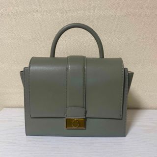 チャールズアンドキース(Charles and Keith)のCHARLES & KEITH ハンドバッグ(ハンドバッグ)