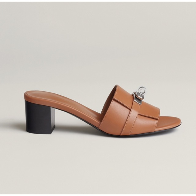Hermes(エルメス)のエルメス・Gigi・サンダル レディースの靴/シューズ(サンダル)の商品写真