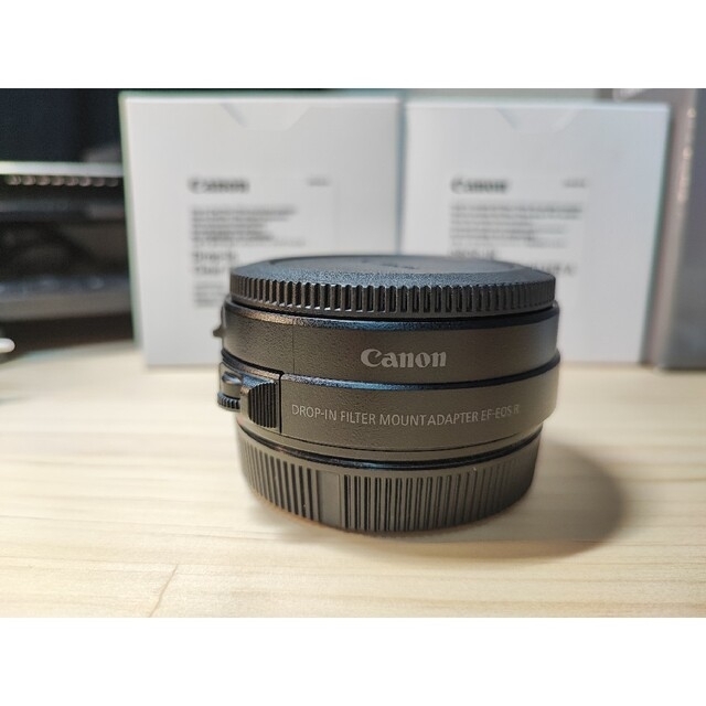 Canon(キヤノン)の【美品！】CanonドロップインフィルターマウントアダプターEF-EOS R スマホ/家電/カメラのカメラ(ミラーレス一眼)の商品写真