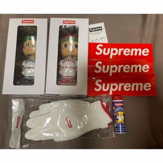 Supreme Bobblehead 赤青2色セット 未開封 送料込 メンズ | moda-trade.com