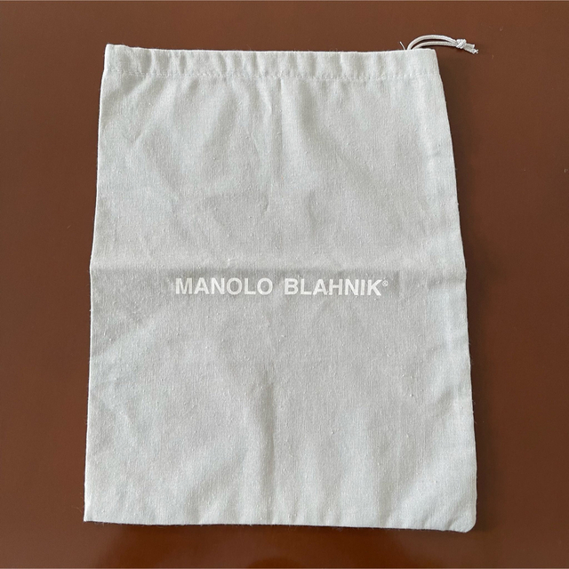 MANOLO BLAHNIK(マノロブラニク)のMANOLO BLAHIK マノロブラニク　　靴　サンダル　保管袋 レディースのバッグ(ショップ袋)の商品写真