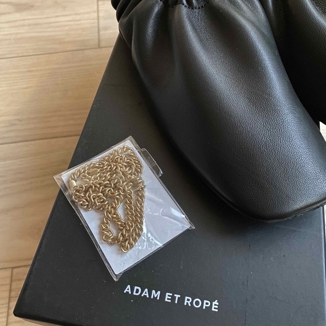 ADAM ET ROPE' FEMME(アダムエロぺファム)のADAMETROPÉFEMME アダムエロペ レザーシャーリングフラットシューズ レディースの靴/シューズ(その他)の商品写真
